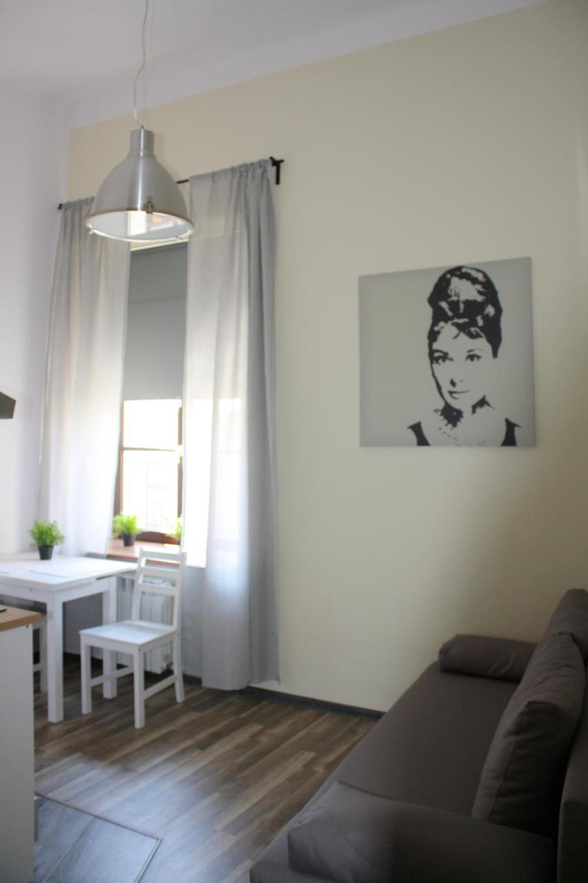 Place 4 You Apartments คราคูฟ ภายนอก รูปภาพ